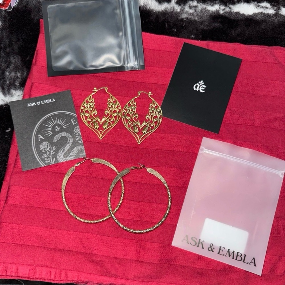 Ask & Embla Gold Filigree Drop Earrings & Hoop Set - Gold